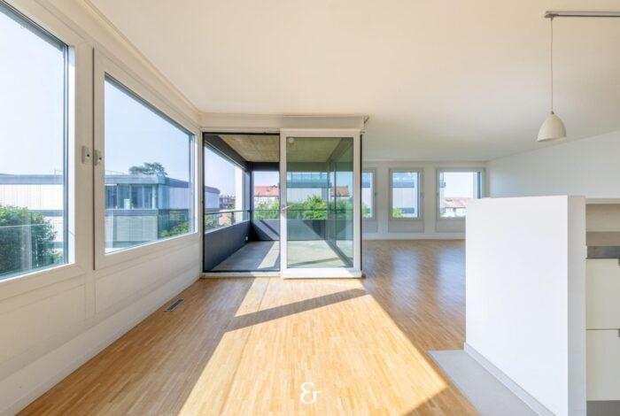 Photo 3 of the property AVTN