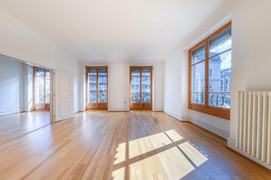 Photo 1 of the property 2562.420010