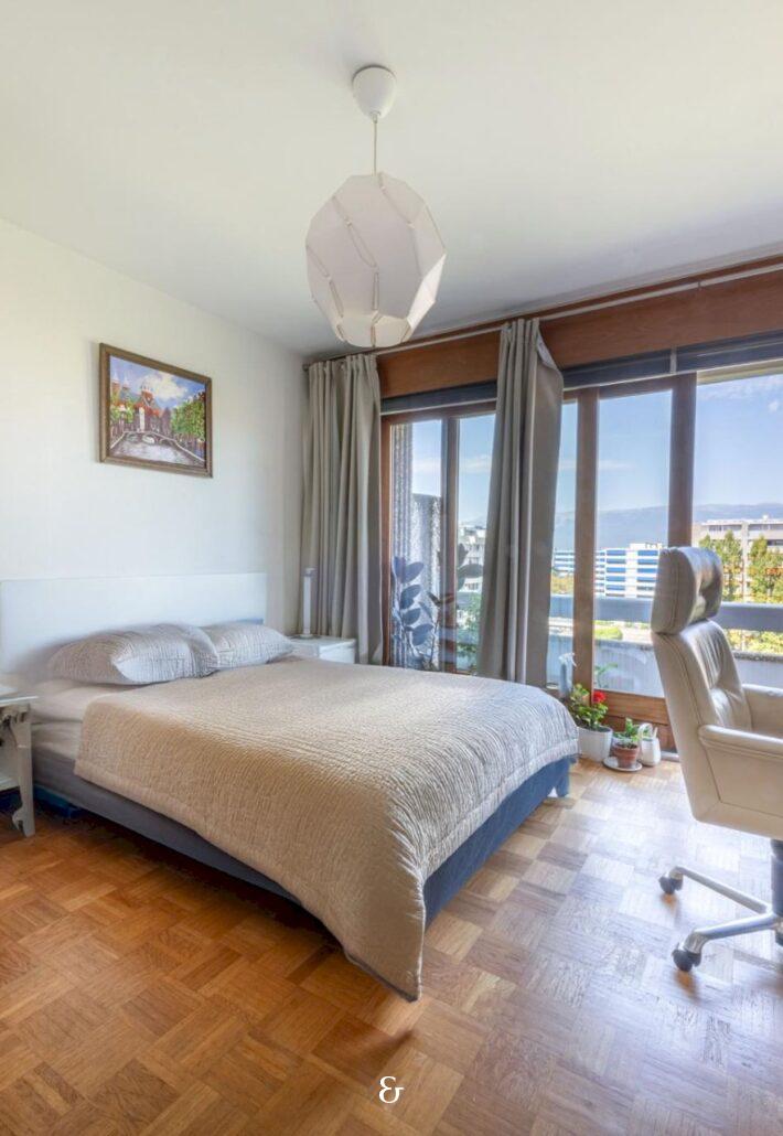 Photo 2 of the property APST03