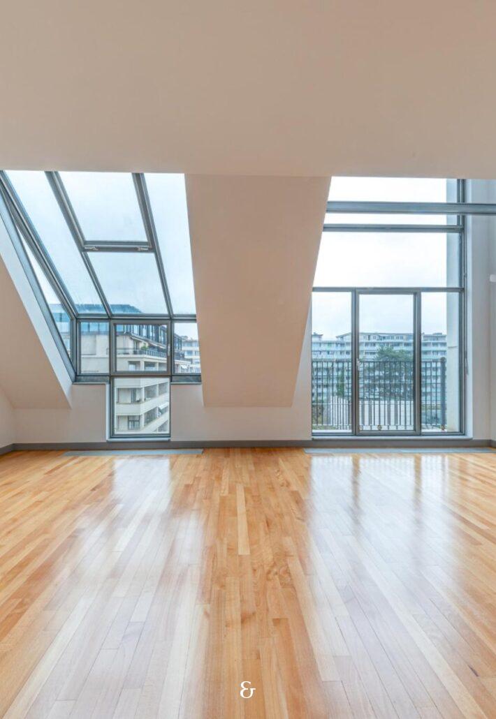 Photo 2 of the property 7182.458010