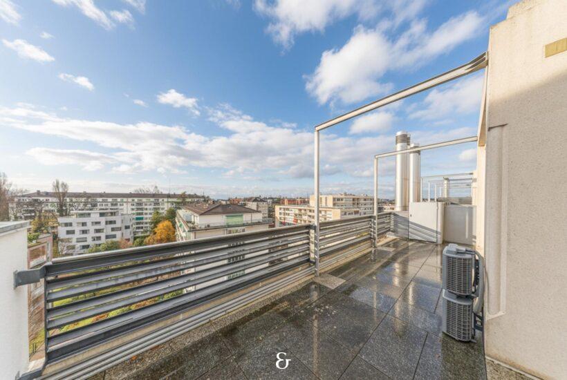 Photo 5 of the property 7182.458010