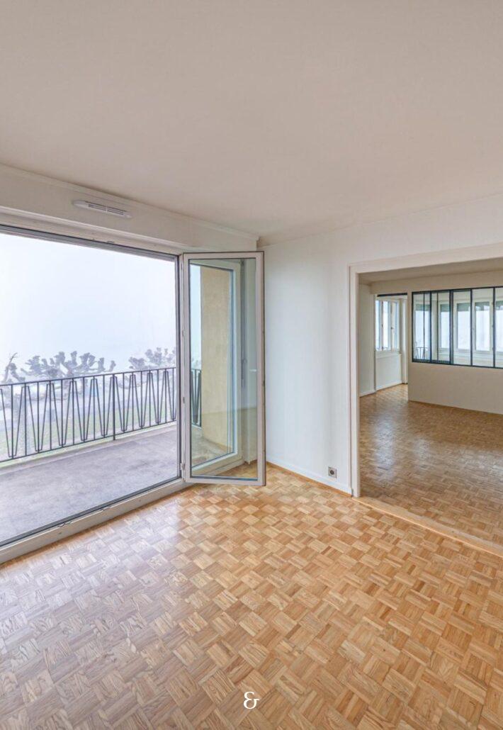 Photo 2 of the property 0083.420010