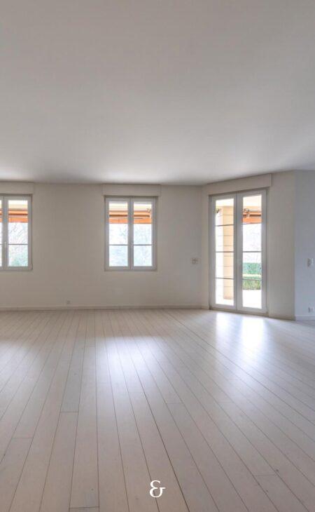 Photo 4 of the property 1182.400010