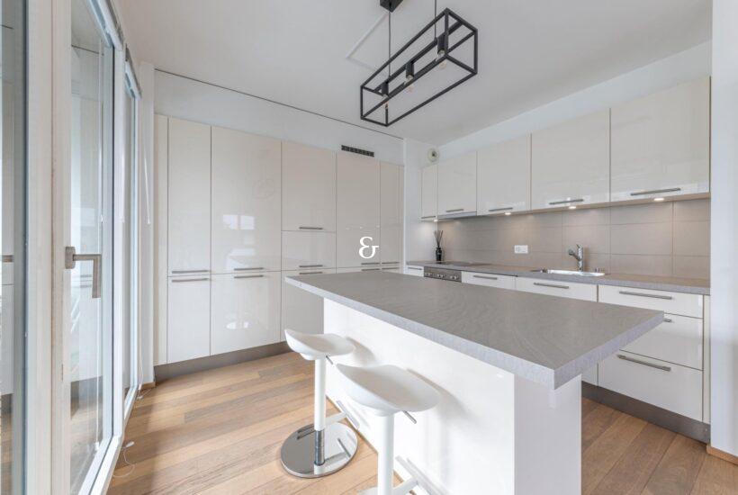 Photo 4 of the property APC