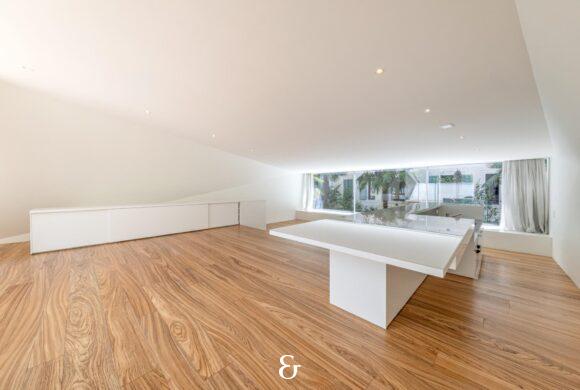 Photo 3 of the property 1155.400010