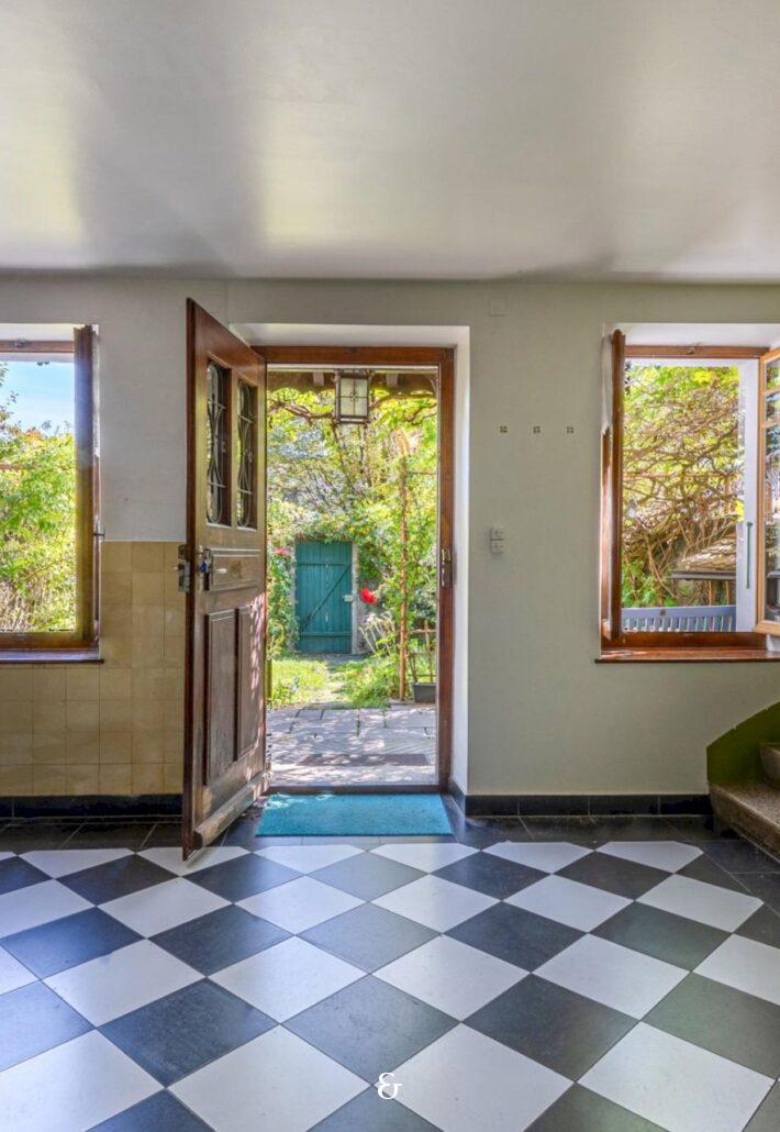 Photo 2 of the property MMVM