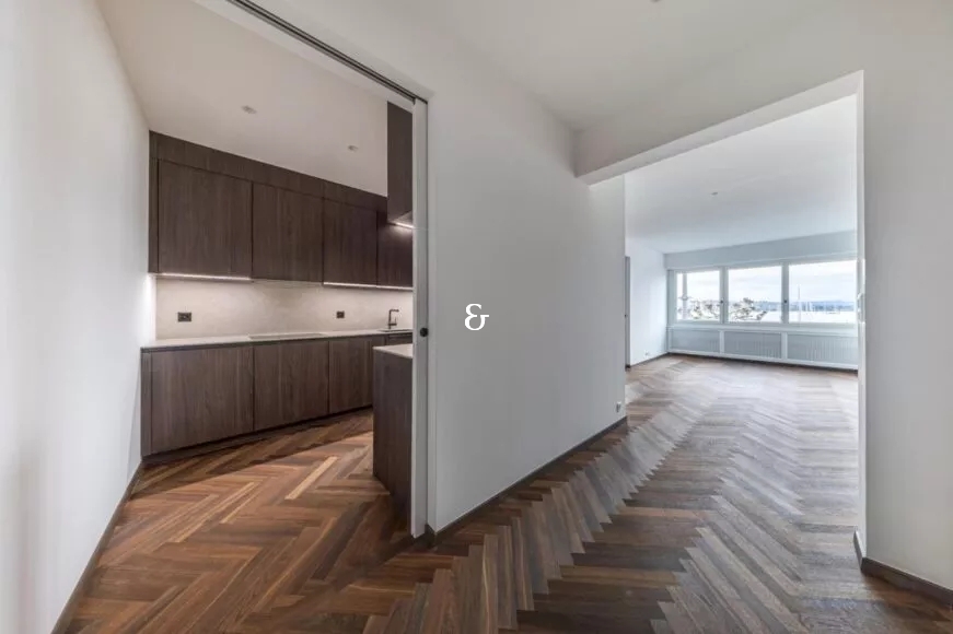 Apartment for rent on the quays