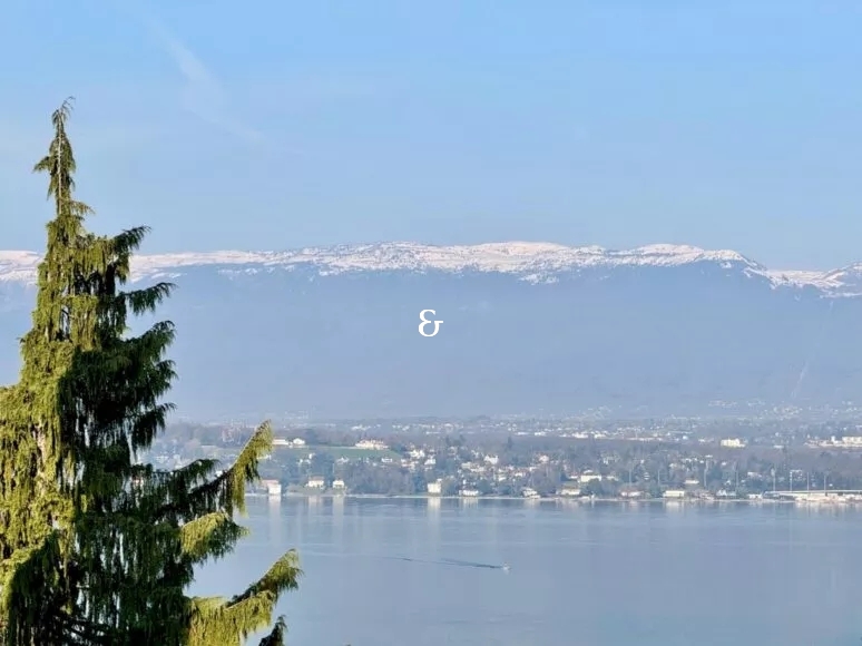 Maison à vendre avec vue lac